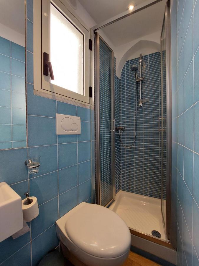 La Stanza Sul Porto Di Amalfi Camera Piccina Piccina Con Bagno Privato E Terrazzino Vista Mare المظهر الخارجي الصورة