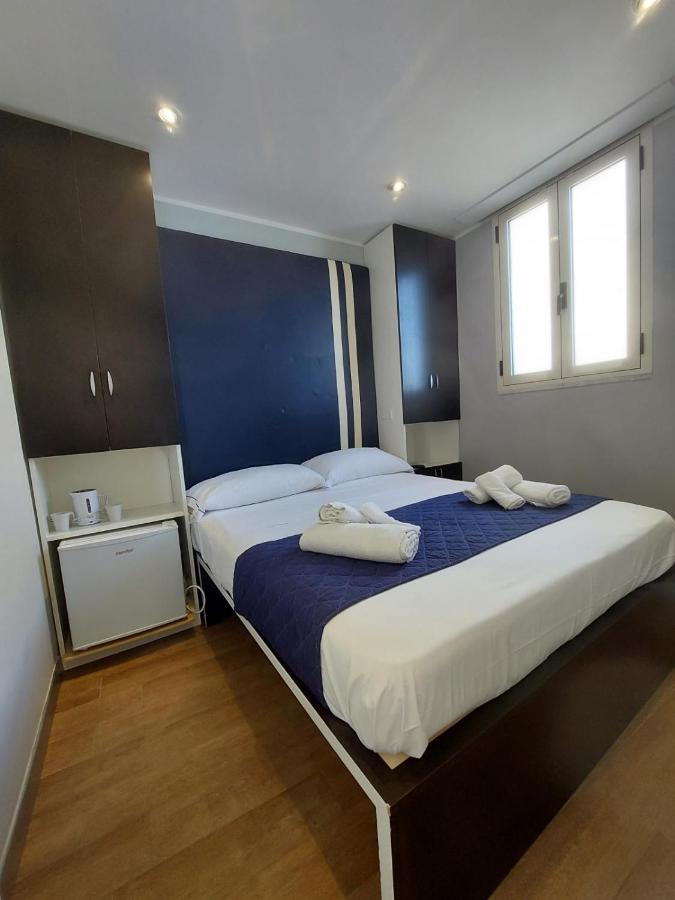 La Stanza Sul Porto Di Amalfi Camera Piccina Piccina Con Bagno Privato E Terrazzino Vista Mare المظهر الخارجي الصورة
